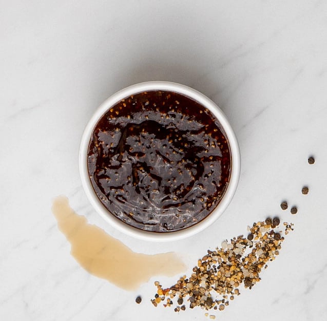 Cracked Black Pepper BBQ Sauce